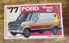 HTF AMT 1977 Ford Retro Deluxe Cruising Van 1:25 Scale NEW FACTORY SEALED