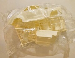 1/25 AMT T148: 1941 Plymouth Four Passenger Coupe