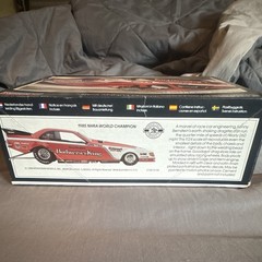 Monogram Budweiser King Ford Tempo Funny Car 1:24 Kenny Bernstein Kit 2726
