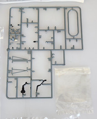 Fujimi Hi-Mecha 110 New Soarer 3.0 GT Twin-Cam 24 1/24 Model Kit HM-110, Started