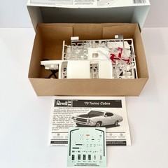 Revell 1:25 1970 Ford Torino Cobra Model Car Kit #85-2353 -OPEN BOX
