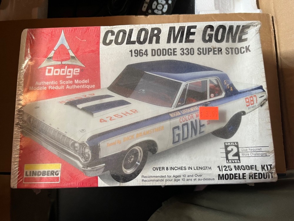 Lindberg Color Me Gone 1964 Dodge 330 Super Sport 1/25 Car Model Kit New # 72156