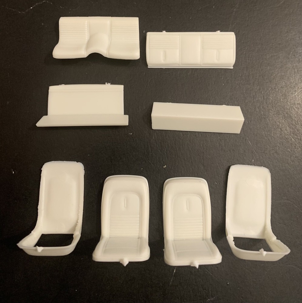 67 Mustang GT 350 SEATS SET 395 2004 Model Car Parts COMBINE PARTS SAVE $