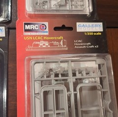MRC Gallery Models 1/350 Lot of 4 Carrier Deck LCAC Marines Armor Model Kits NEW