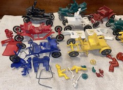 Lot of 9 Vintage 1950s Revell Highway Pioneers Action Miniatures-Parts Restore