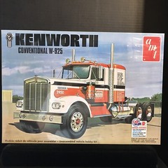 AMT 1021/06 KENWORTH CONVENTIONAL W-925 MODEL KIT-NIB-1/25 SCALE