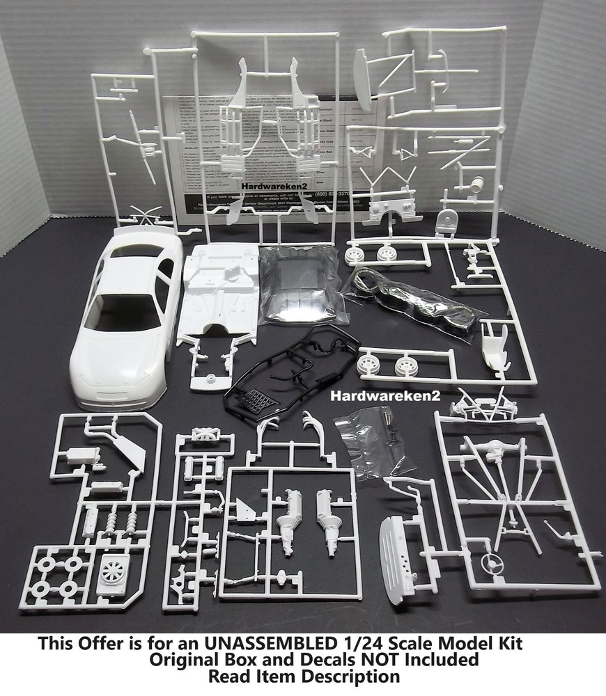 DONOR NASCAR 2001-2002 DODGE INTREPID R/T STOCK CAR KIT- WHITE – 1/24 REVELL