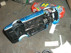 NASCAR 1981-1985 BUICK REGAL STOCK CAR 1/24 & JEFF GORDON 1/32 SNAP TIGHT