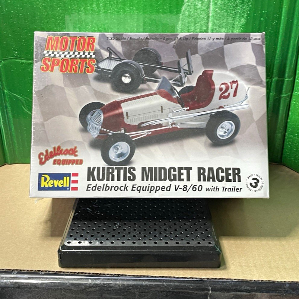 Sealed Revell Kurtis Midget Racer Edelbrock V-8/60 Model Kit 1:25 w/ Trailer