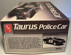 AMT ERTL Taurus Police Car 1/25 Plastic Model 6078,Open box,Sealed Parts (B117)
