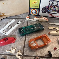 VINTAGE LOT MODEL KITS PLASTIC CARS HOT ROD PARTS and built body