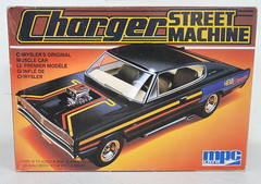 MPC ’67 Dodge Charger Street Machine 1/25 Model Kit #6328 New Open Box