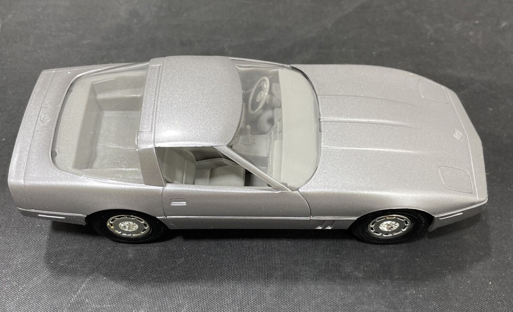 AMT/ERTL Coupe Promo Car Silver 1:25 – New