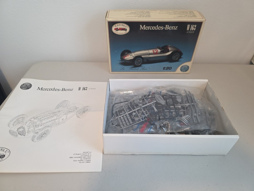 REVIVAL MERCEDES BENZ W163 1939 1/20 Le “Grand Prix” Metal Car Kit model