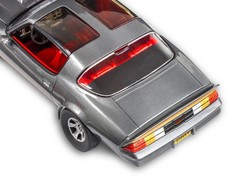 Revell 14526 1981 Chevrolet 20.8 inches x 8.3 x 5.6 inches, White