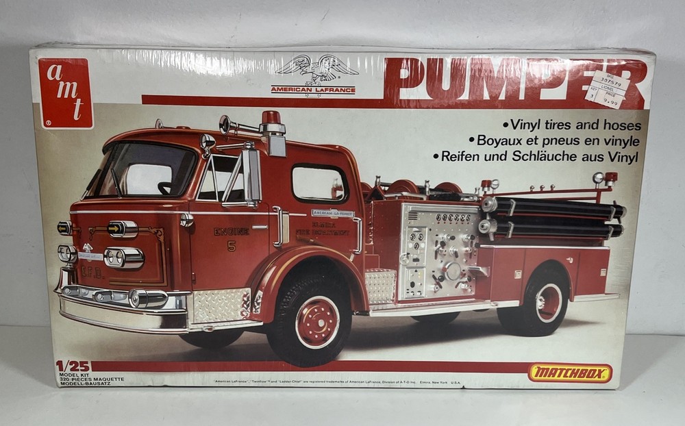 AMT Matchbox 1/25 Scale Fire Engine Pumper Model Kit Sealed Box PK-6122