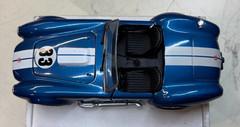 Revell Shelby Cobra 427 Racing 1/24 Blue/ White Stripes #33 with side pipes