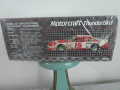 AMT/ERTL Morgan Shepherd #15 Ford Motorcraft Thunderbird Model Kit 1990 NOS 6730