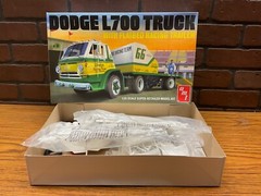 AMT 1/25 Scale Dodge L700 Truck w/Flatbed Racing Trailer Model Kit