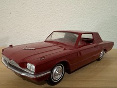 Vintage 1966 FORD THUNDERBIRD PROMO Dealer CAR – Maroon T’bird