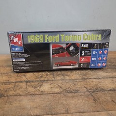 AMT 1969 Ford Torino Cobra Kit # 31745 Sealed