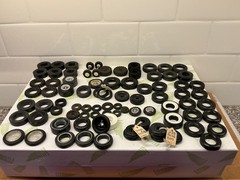Model Car Lot Of 100 + Rubber / plastic Tires 1:24 and 1:25