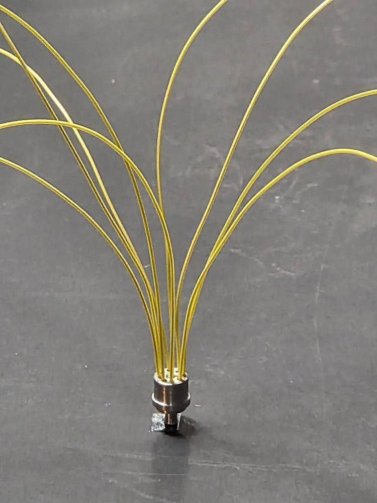 Scale Repro’s Plus 7005 1/24,1/25 8 Cylinder Distributor(Yellow Wire)