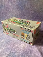 VINTAGE AMT 1962 BUICK ELECTRA SUNFLOWER FLOWER POWER 1:25 MODEL KIT #T136-150!