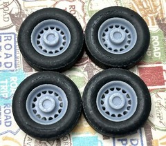 Resin 15-Inch “Artillery” Wheels, W/ Wide Whitewalls,1/24 1/25 Scale