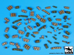 Black Dog 1/72 Tentage plus Bedrolls Figure/Diorama Accessories Set No.1 T72055