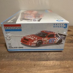 VINTAGE 1991 Monogram 2941 Plastic Model Car Kit OF # 10 PUROLATOR LUMINA