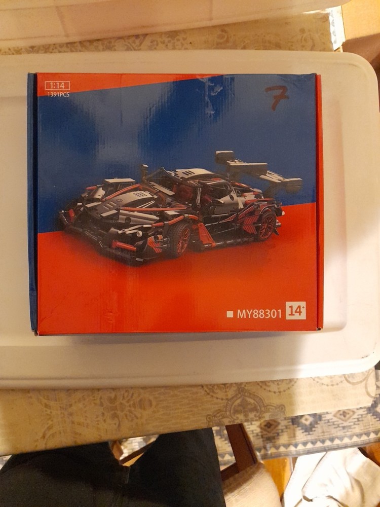 MoYou Apollo IE Sports Car My 88301 Building Block Model Car Kit 1:14 Scale