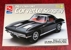 OPEN BOX AMT ERTL 1/25 Model Kit 1963 CHEVROLET CORVETTE STINGRAY Skill Level 2