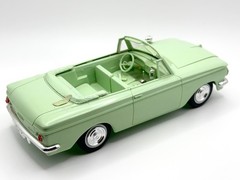 VINTAGE 1962 JO-HAN RAMBLER CONVERTIBLE MINT GREEN PROMO STYLE MODEL KIT!!