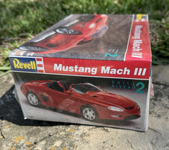 Revell 1:25 Scale Ford Mustang Mach III Model Kit 7364 – New/Sealed