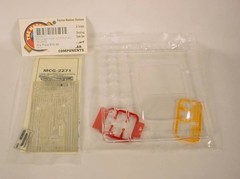 Trumpeter 1960 Pontiac Bonneville Sports Coupe Car Model Kit 1:25 Open Box