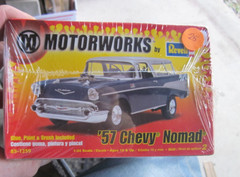 Revell Motorworks ’57 Chevy Nomad #85-1259 factory sealed