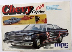 Unopened Original MPC Chevy Caprice with Trailer 1/25 Model Kit