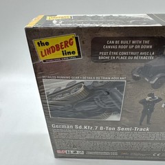 SEALED 2015 SD.KFZ.7 WWII GERMAN SEMI TRACK 1/40 SCALE PLASTIC MODEL KIT ROUND 2