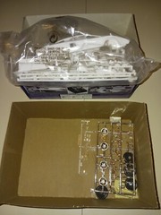 1995 MONOGRAM Lamborghini Countach OPEN BOX 1:24 Model Car Kit 2769