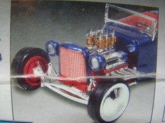 32 FORD HOT ROD KIT BUILD 3 WAYS FACTORY SEALED OUTSIDE BLOWN FUEL INJECTED
