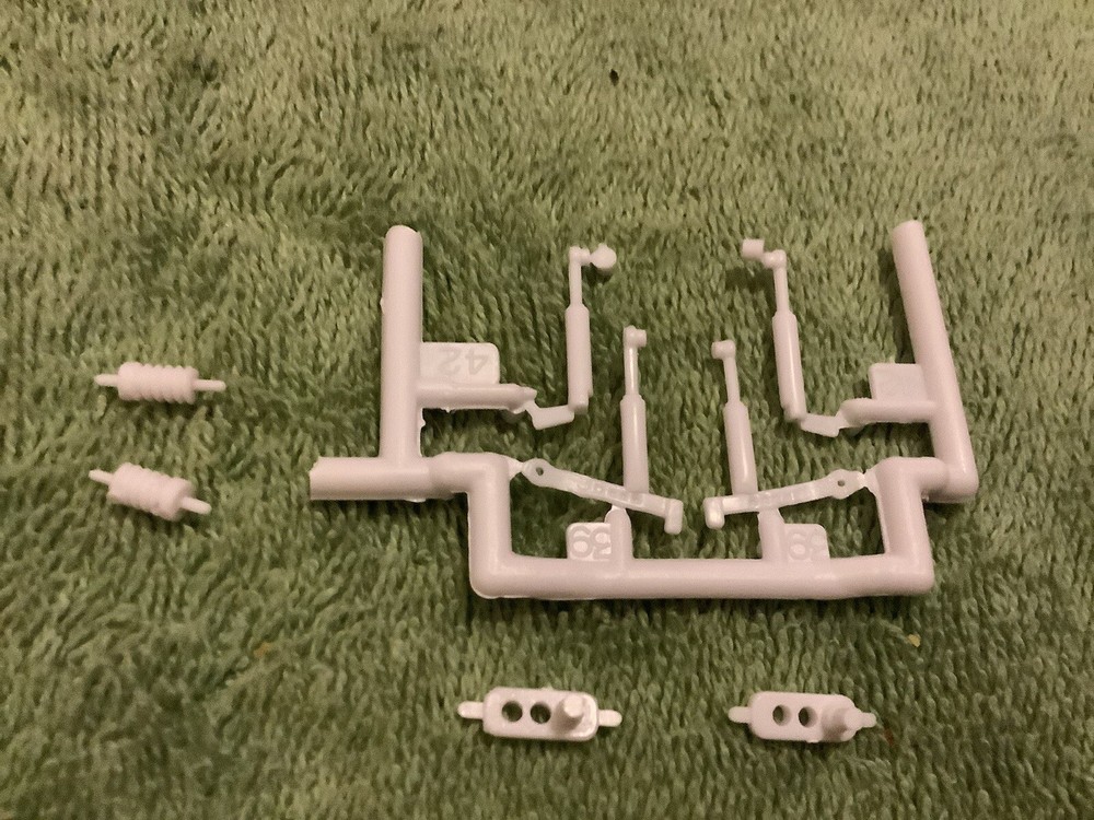 1 25 scale model parts Donnie Allison Torino Talladega Front Shocks No Bx- Instr