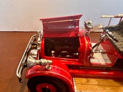 Signature Models 1:24 Diecast Model Fire Engine: 1927 SEAGRAVE Dover Plains