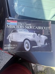 Monogram The Classic Mercedes 540K Cabriolet Model Kit #2306
