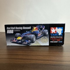 Tamiya 1/20 – Red Bull Racing Renault RB6 Vettel Formula 1 2010 Champion #20067