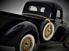 Ford Pickup Truck Vintage Classic Custom Built Metal Body Model Car Race Promo