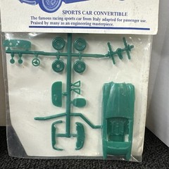 1993 Glencoe Models 1960s Ferrari & Jaguar Convertible 1:72 Plastic Model Kits