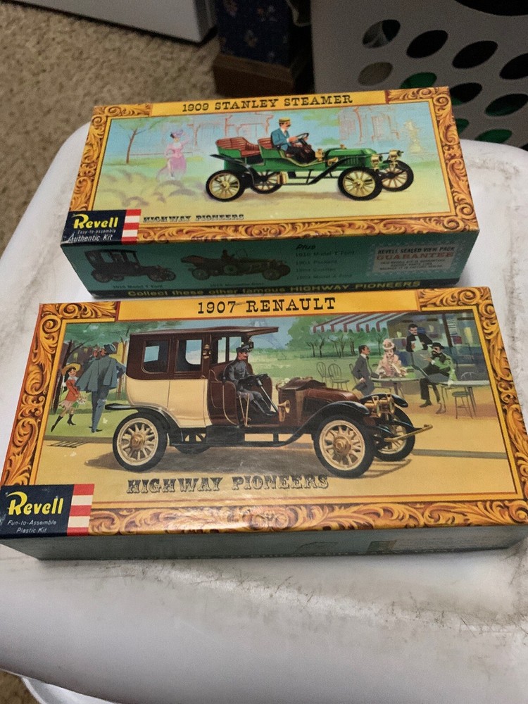 2 Vintage Revell Gold Frame Highway Pioneers 1909 Stanley Steamer 1907 Renault