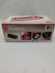 New AMT ERTL 1932 Ford Phaeton 1/25 Scale Model Kit #6899