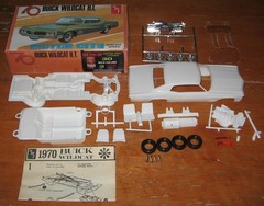 AMT 1970 Buick Wildcat Motor City Stocker 1/25 Kit # X853 Unbuilt w/ Issues 70